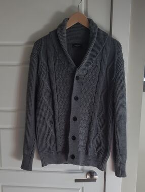 Zara Men's Shawl Collar Cable Knit Cardigan - Gray. Size L